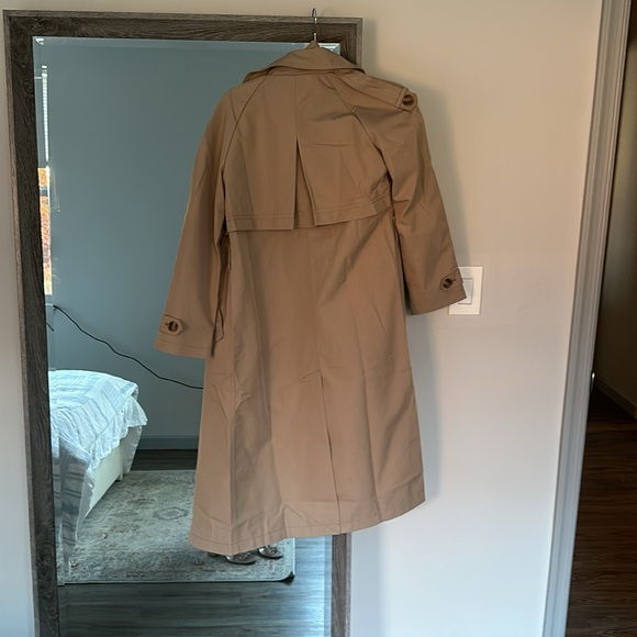 Trench - Picture 3 of 3